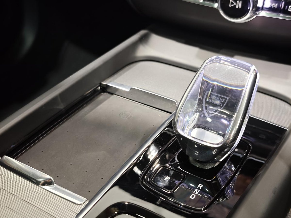 2025 Volvo XC60 Ultra B5 Bright MY25 AWD image 19