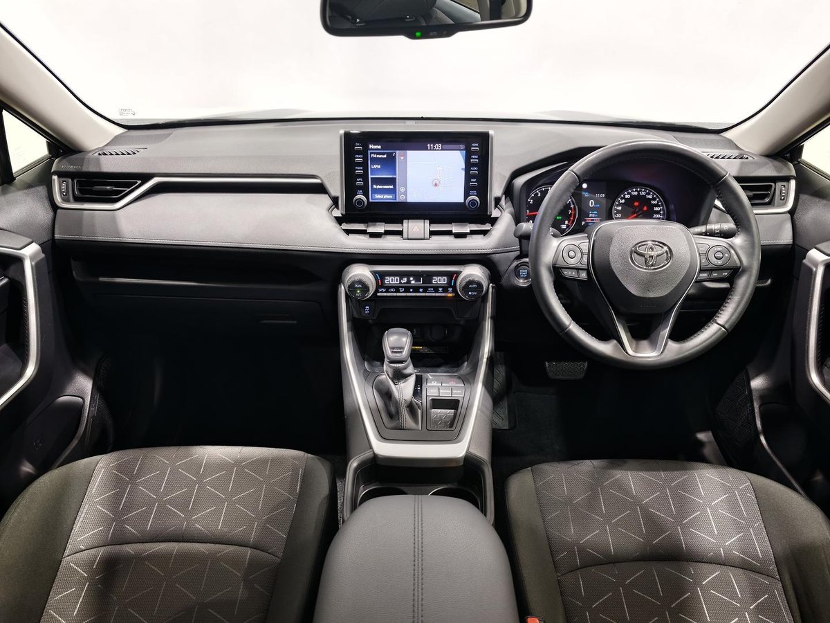 2021 Toyota RAV4 GXL MXAA52R image 16