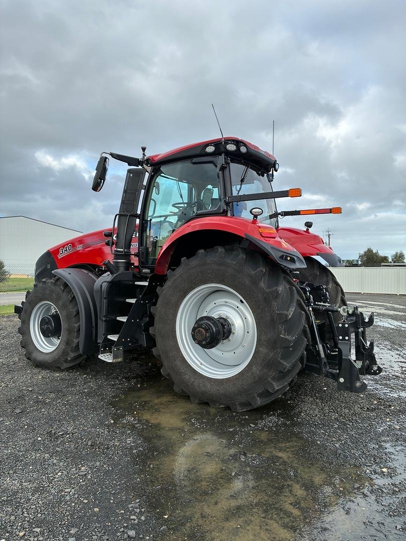 2024 CASE IH Magnum 340 image 8