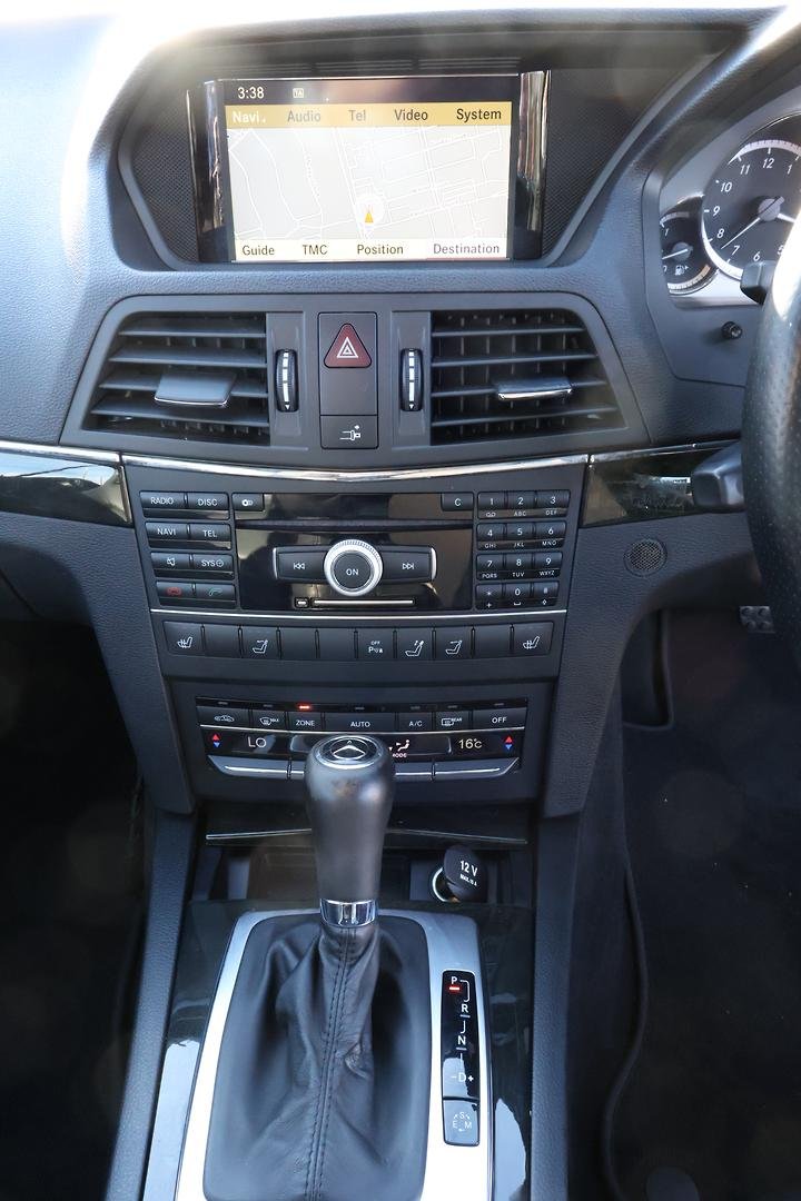 2011 Mercedes-Benz E-Class E350 Avantgarde A207 image 22