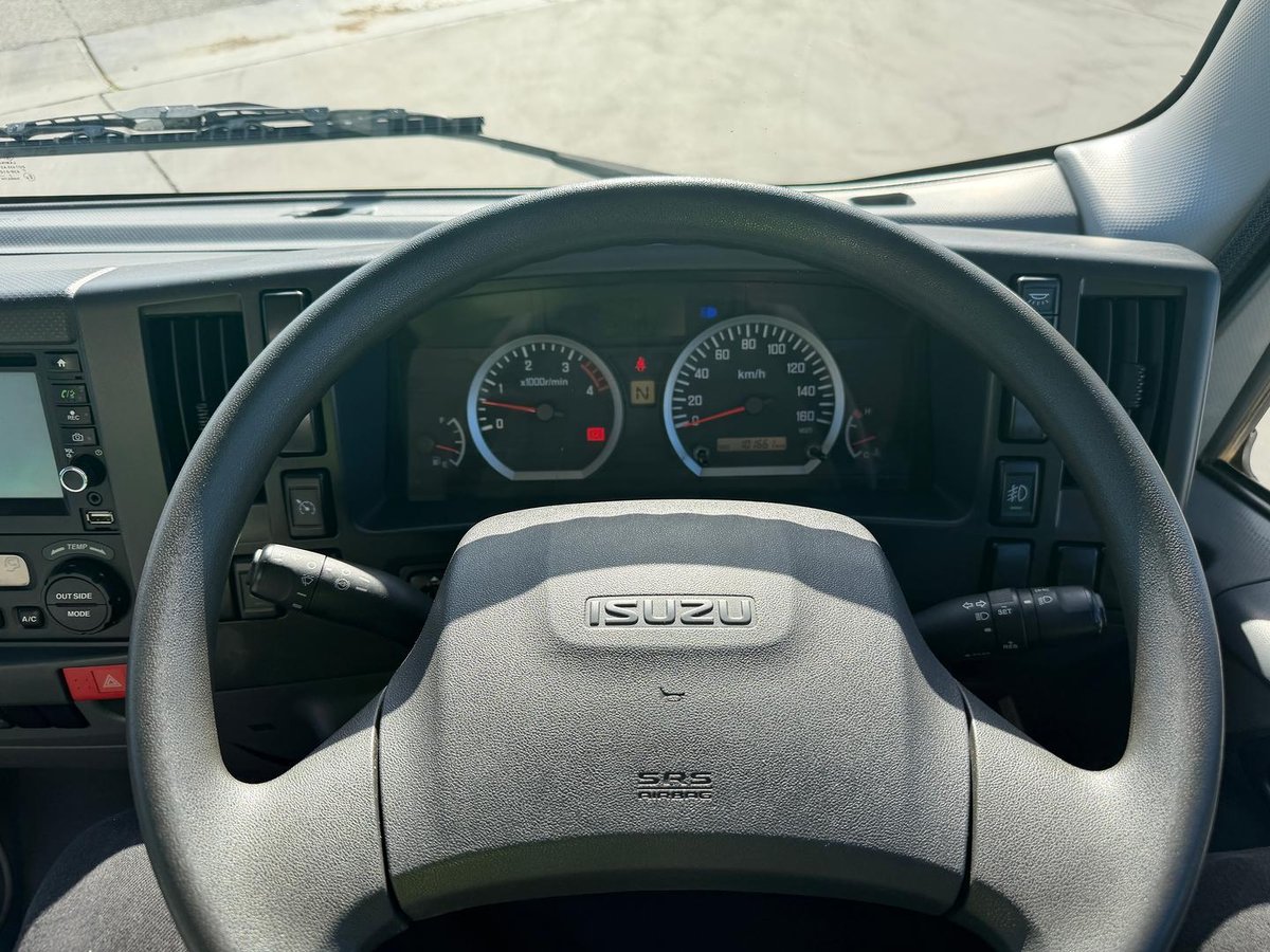 2018 Isuzu N Series NPR 45/55-155 image 18