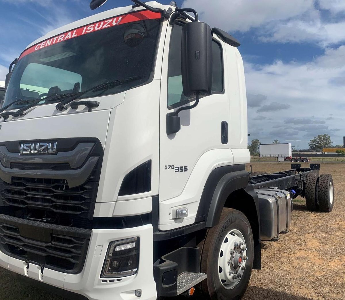 2025 Isuzu Fxd 170-355 At R62 image 4