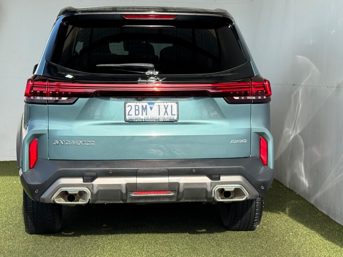 2024 LDV D90 Executive SV9A image 23