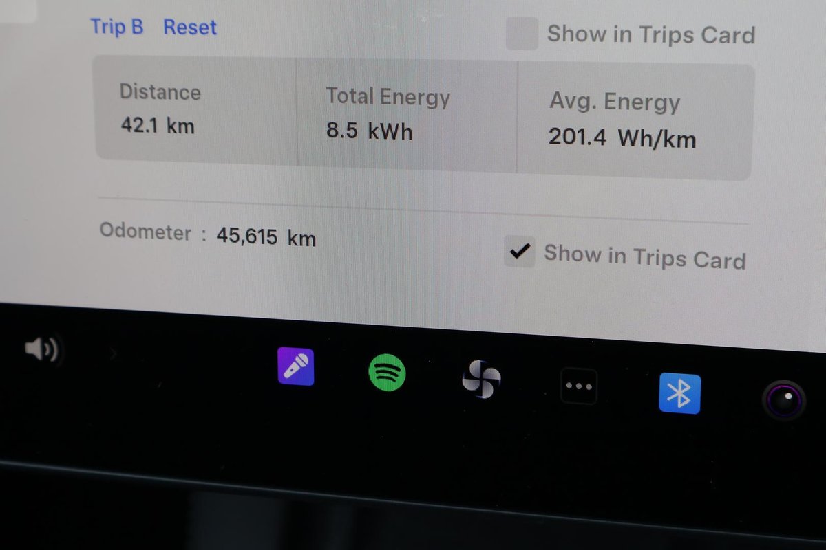 2022 Tesla Model 3 Long Range AWD image 14