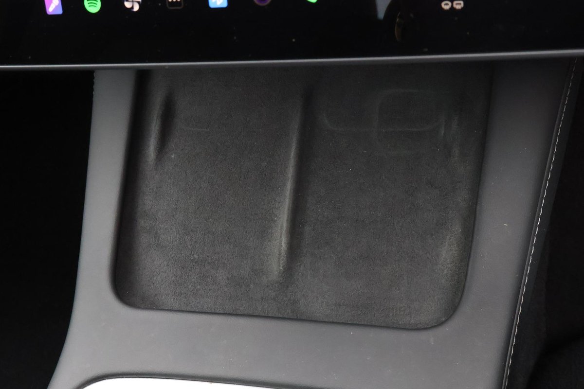 2022 Tesla Model 3 Long Range AWD image 19