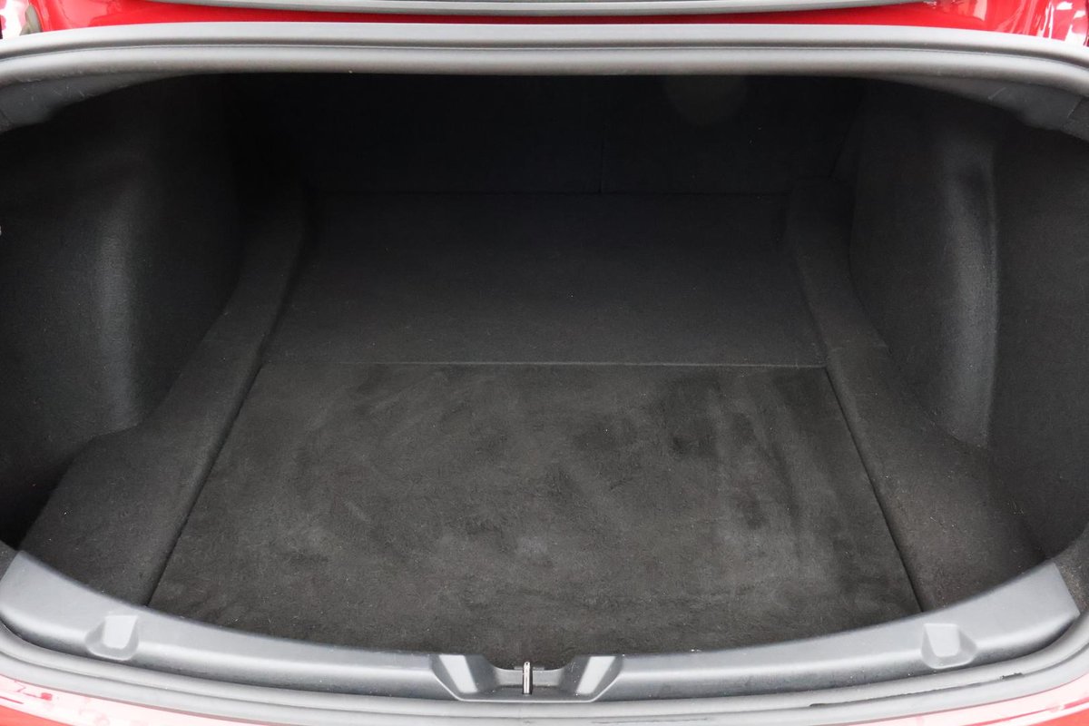2022 Tesla Model 3 Long Range AWD image 27