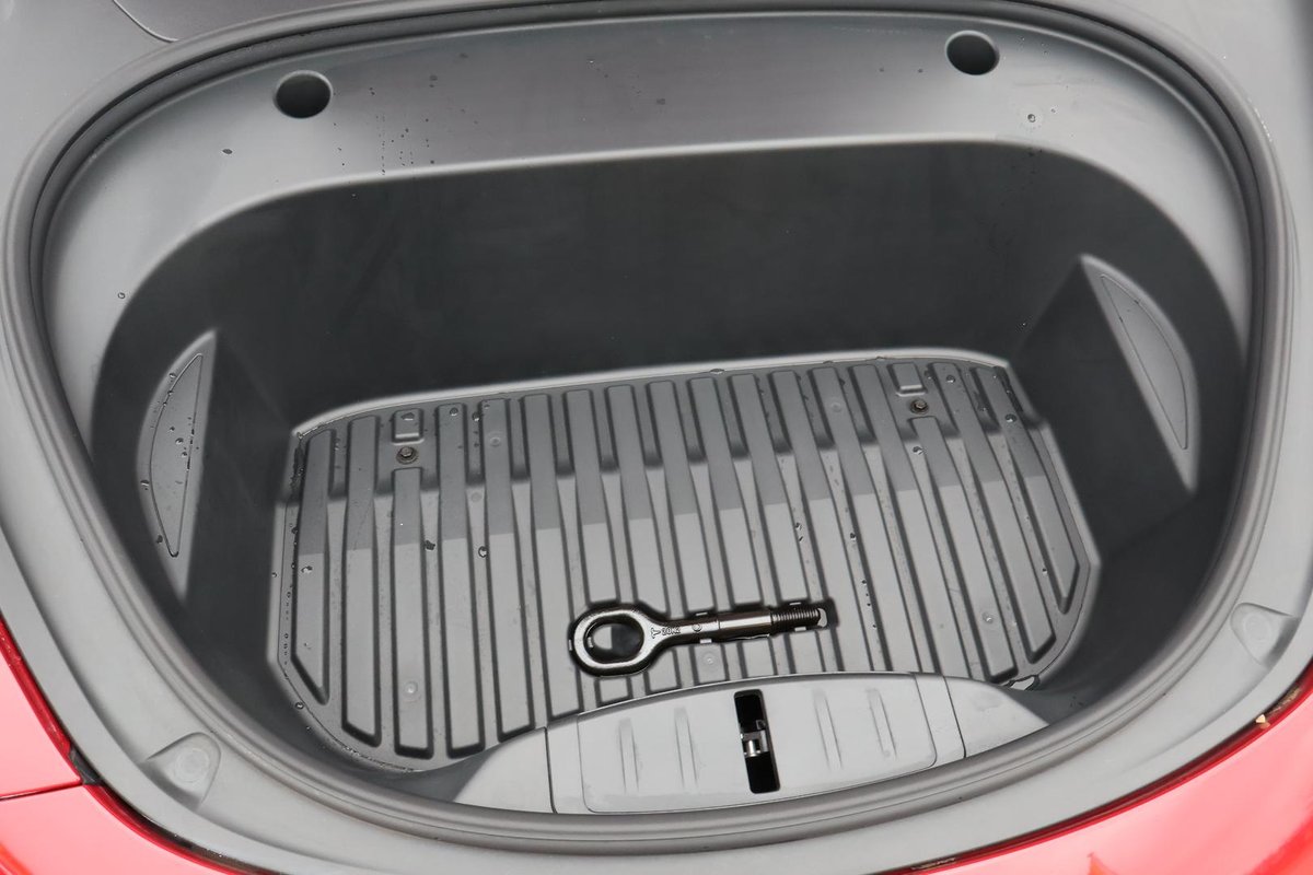2022 Tesla Model 3 Long Range AWD image 29