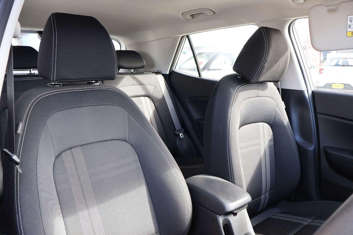 2025 Hyundai Venue QX.V5 MY25 image 11