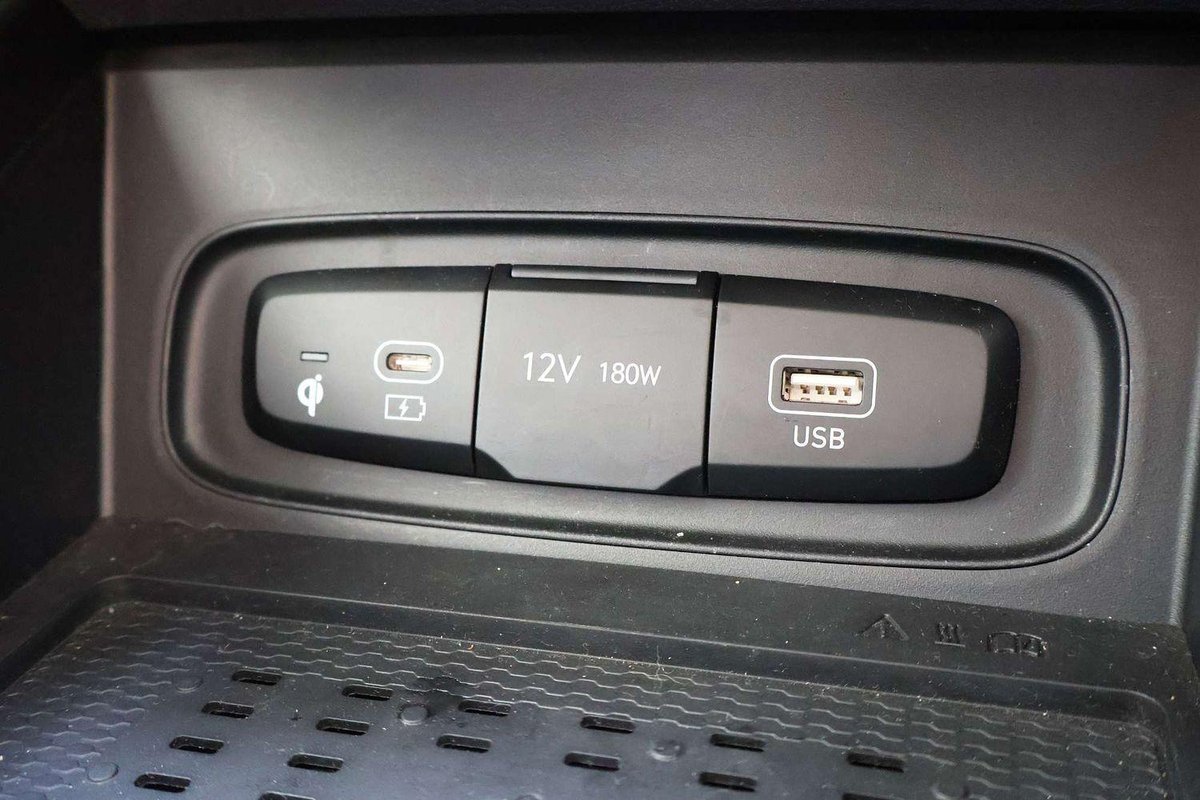 2025 Hyundai Venue QX.V5 MY25 image 15