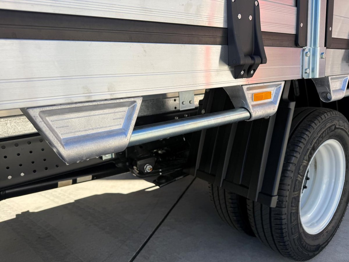 2026 Isuzu N Series NNR 45-150 DT D34 Traypack image 18