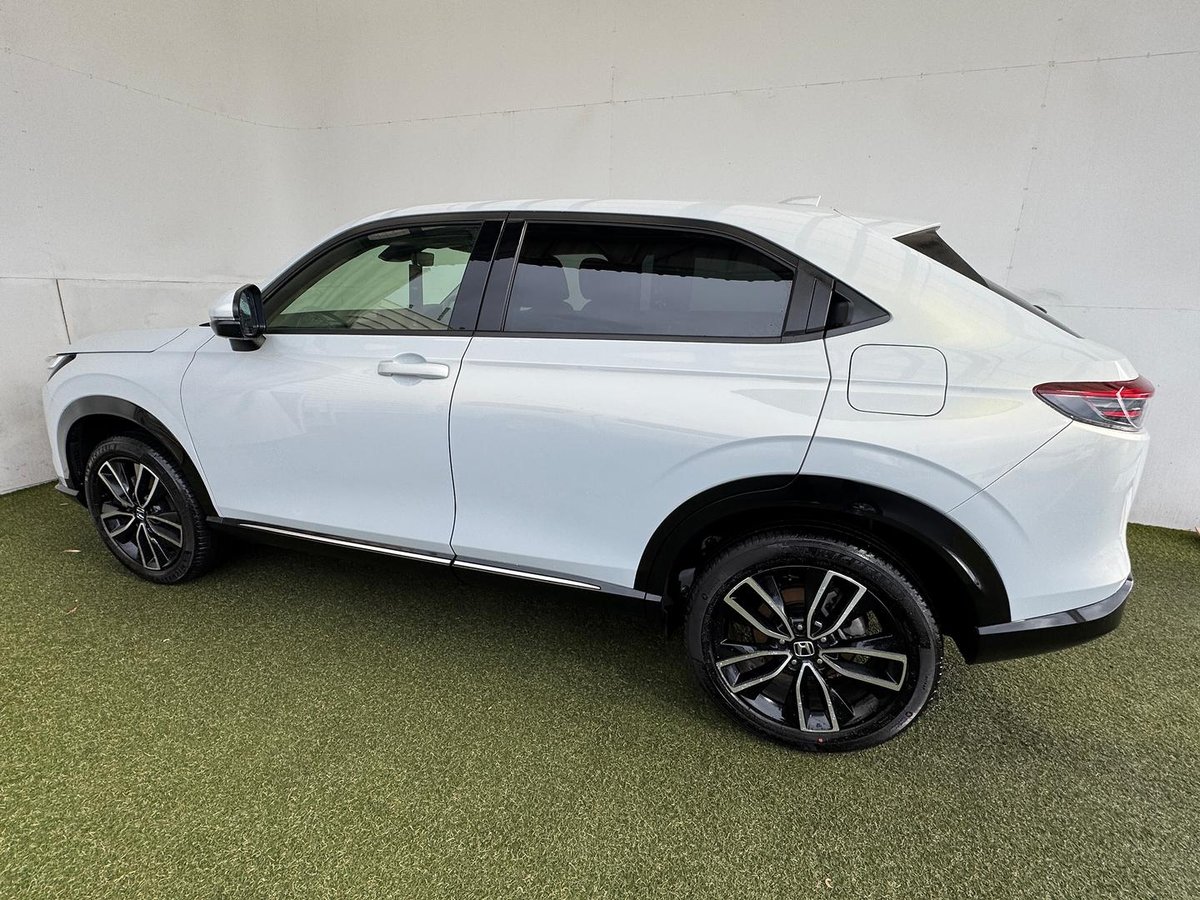 2024 Honda HR-V e:HEV L MY25 image 13