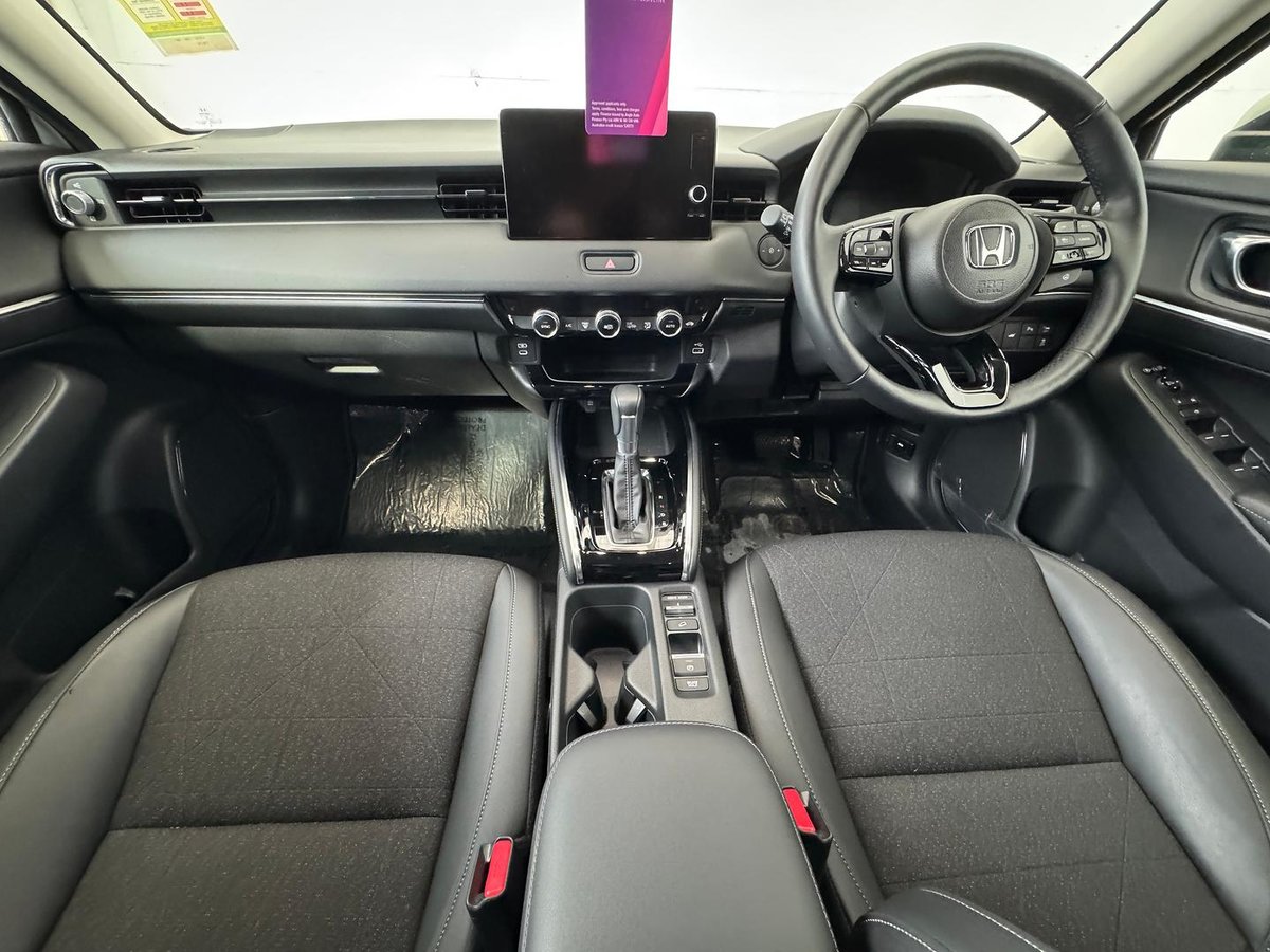 2024 Honda HR-V e:HEV L MY25 image 12