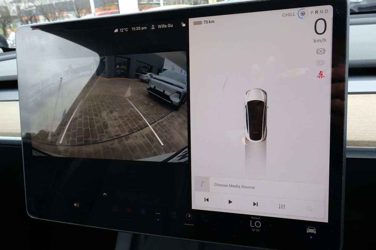 2022 Tesla Model Y Rear-Wheel Drive image 16