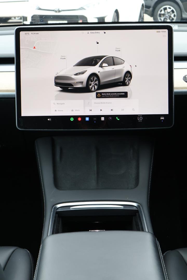2022 Tesla Model Y Rear-Wheel Drive image 18