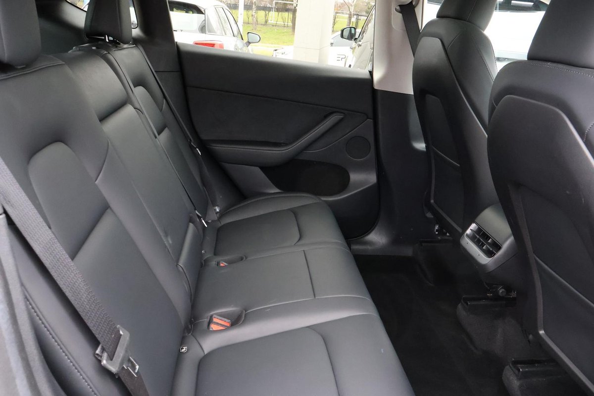2022 Tesla Model Y Rear-Wheel Drive image 23