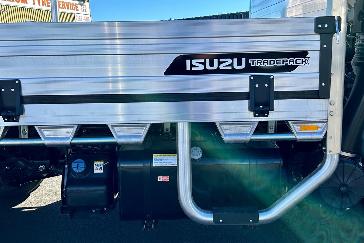 2026 Isuzu N Series NPR 45/65-175 DT D28 Tradepack image 16