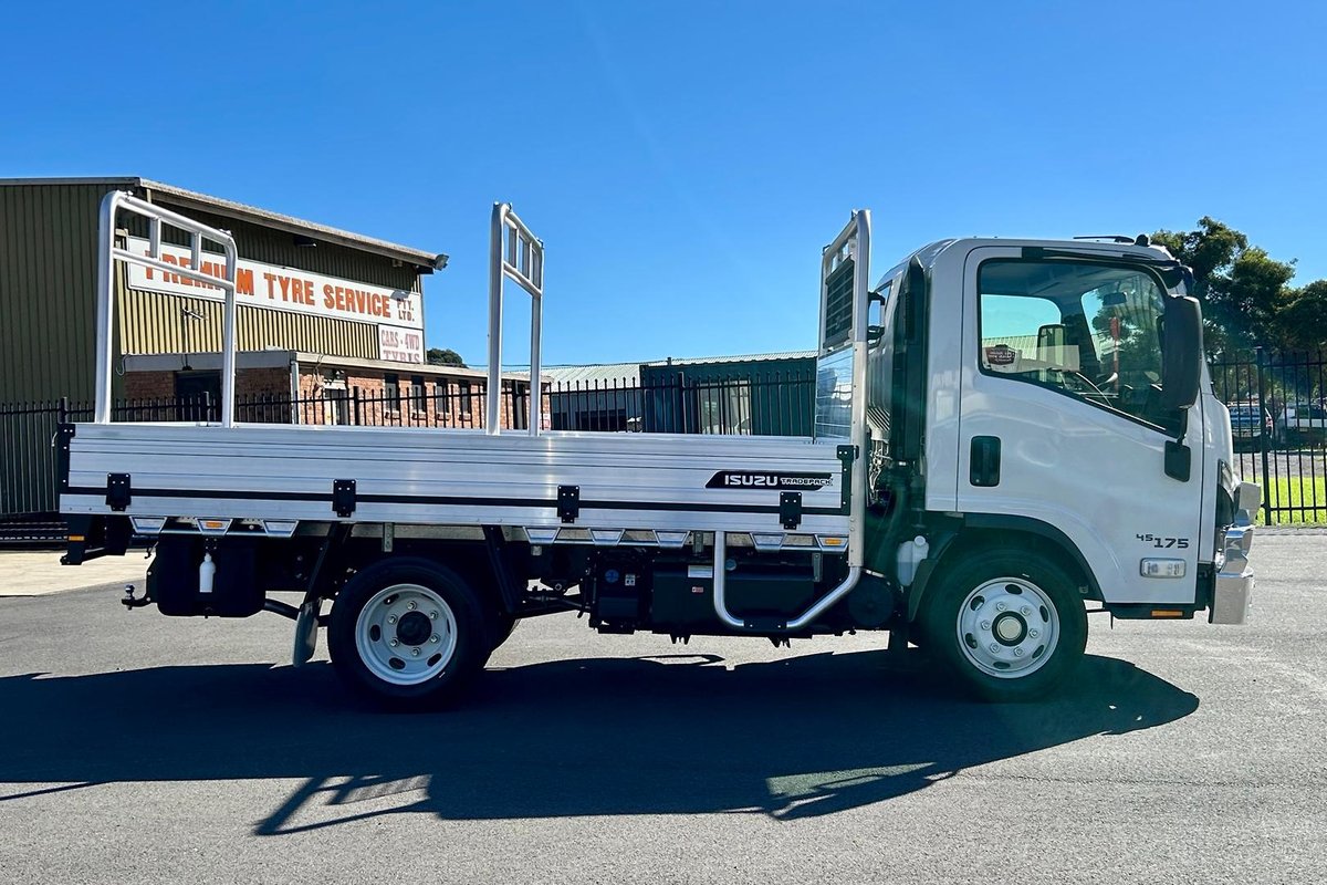 2026 Isuzu N Series NPR 45/65-175 DT D28 Tradepack image 7