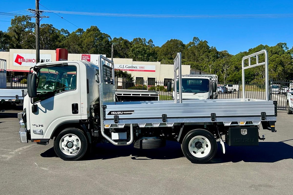 2026 Isuzu N Series NPR 45/65-175 DT D28 Tradepack image 2