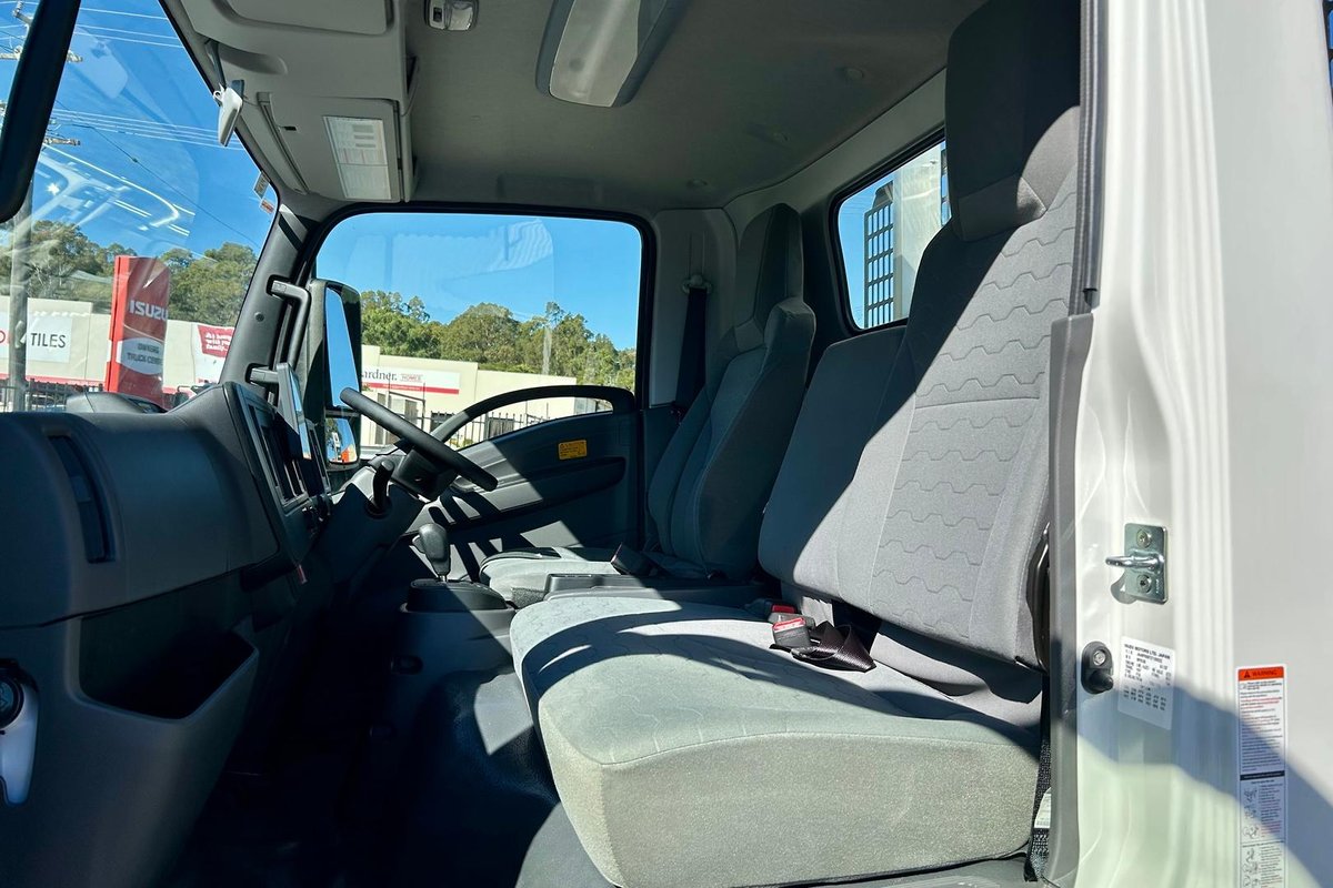 2026 Isuzu N Series NPR 45/65-175 DT D28 Tradepack image 29