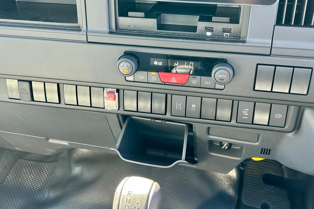 2026 Isuzu N Series NPR 45/65-175 DT D28 Tradepack image 25