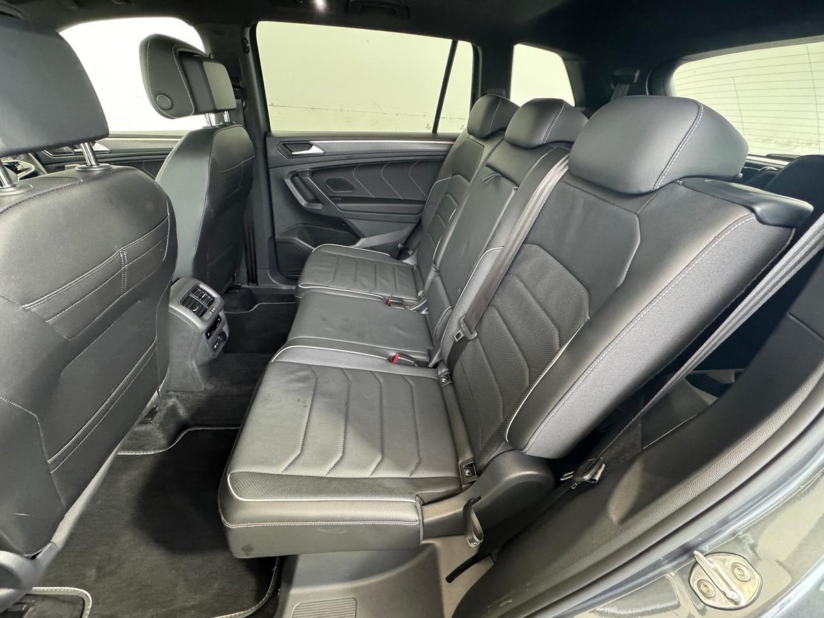 2023 Volkswagen Tiguan 162TSI R-Line Allspace 5N MY24 Four Wheel Drive image 14