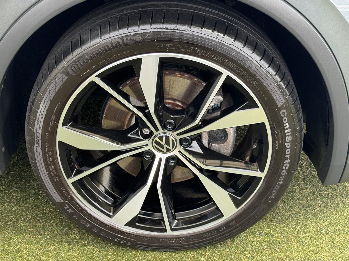 2023 Volkswagen Tiguan 162TSI R-Line Allspace 5N MY24 Four Wheel Drive image 25