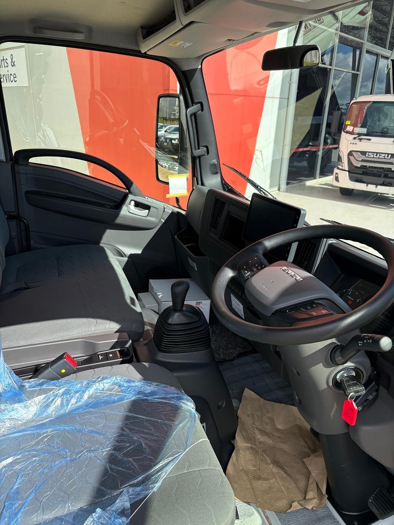 2026 Isuzu N Series image 8