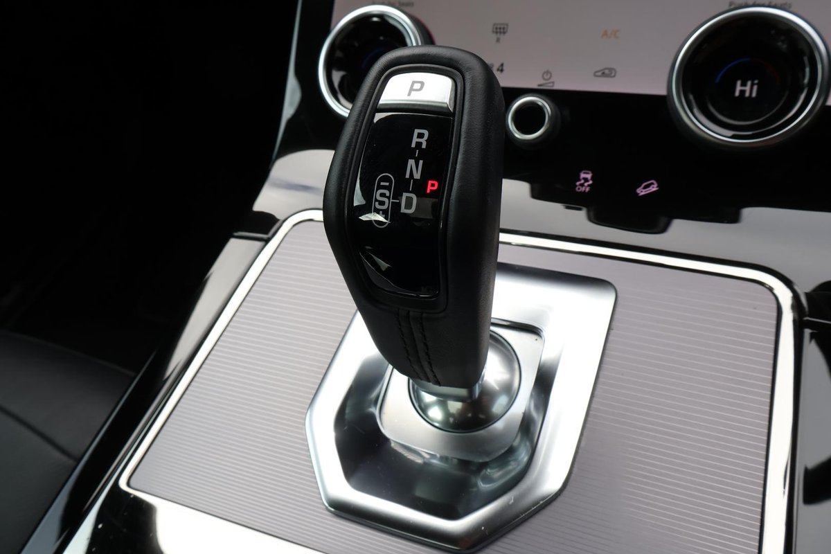 2022 Land Rover Range Rover Evoque P250 R-Dynamic SE L551 MY23 4X4 Constant image 21