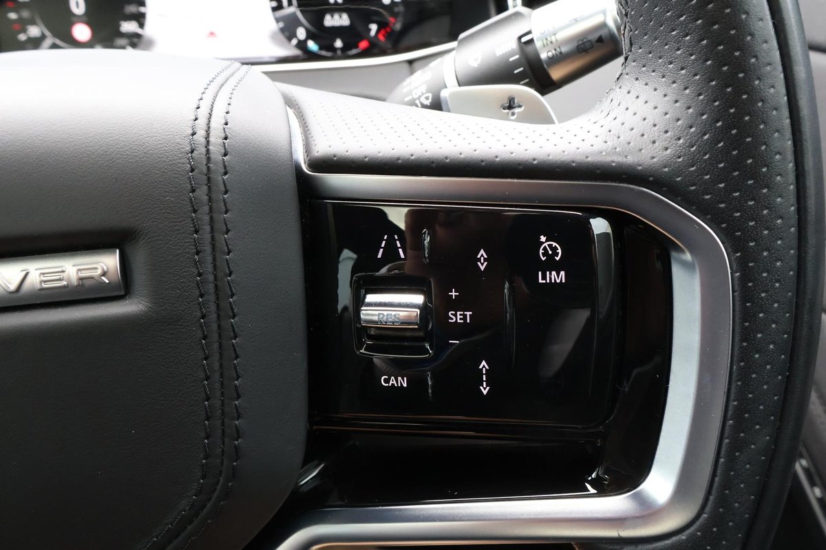 2022 Land Rover Range Rover Evoque P250 R-Dynamic SE L551 MY23 4X4 Constant image 12