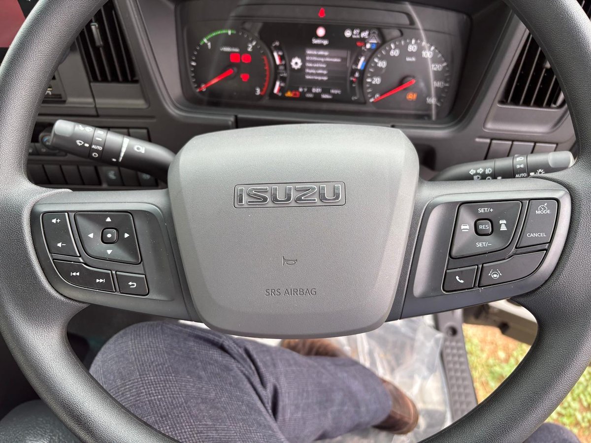 2026 Isuzu F Series image 9