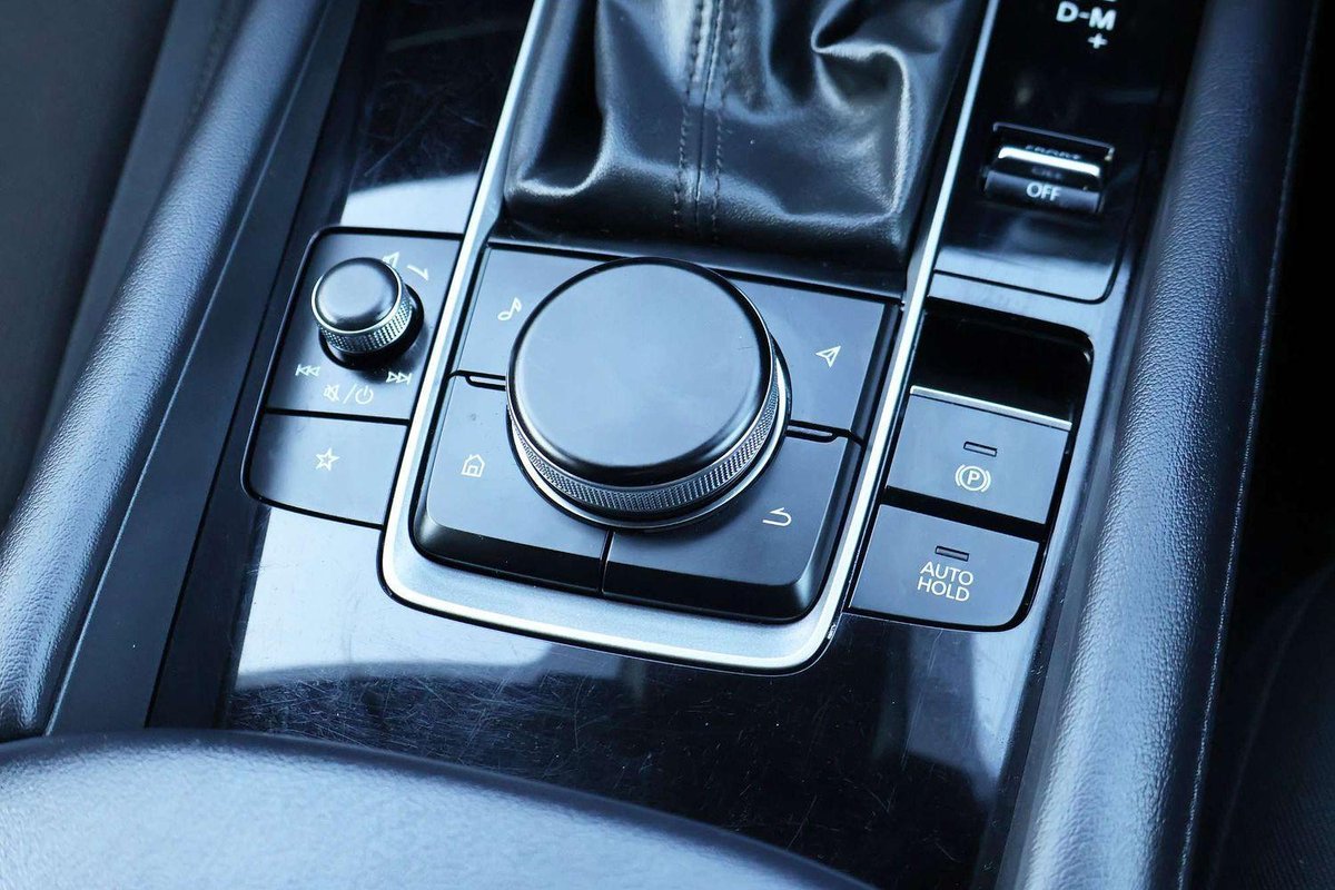 2025 Mazda 3 G20 Pure BP Series image 15