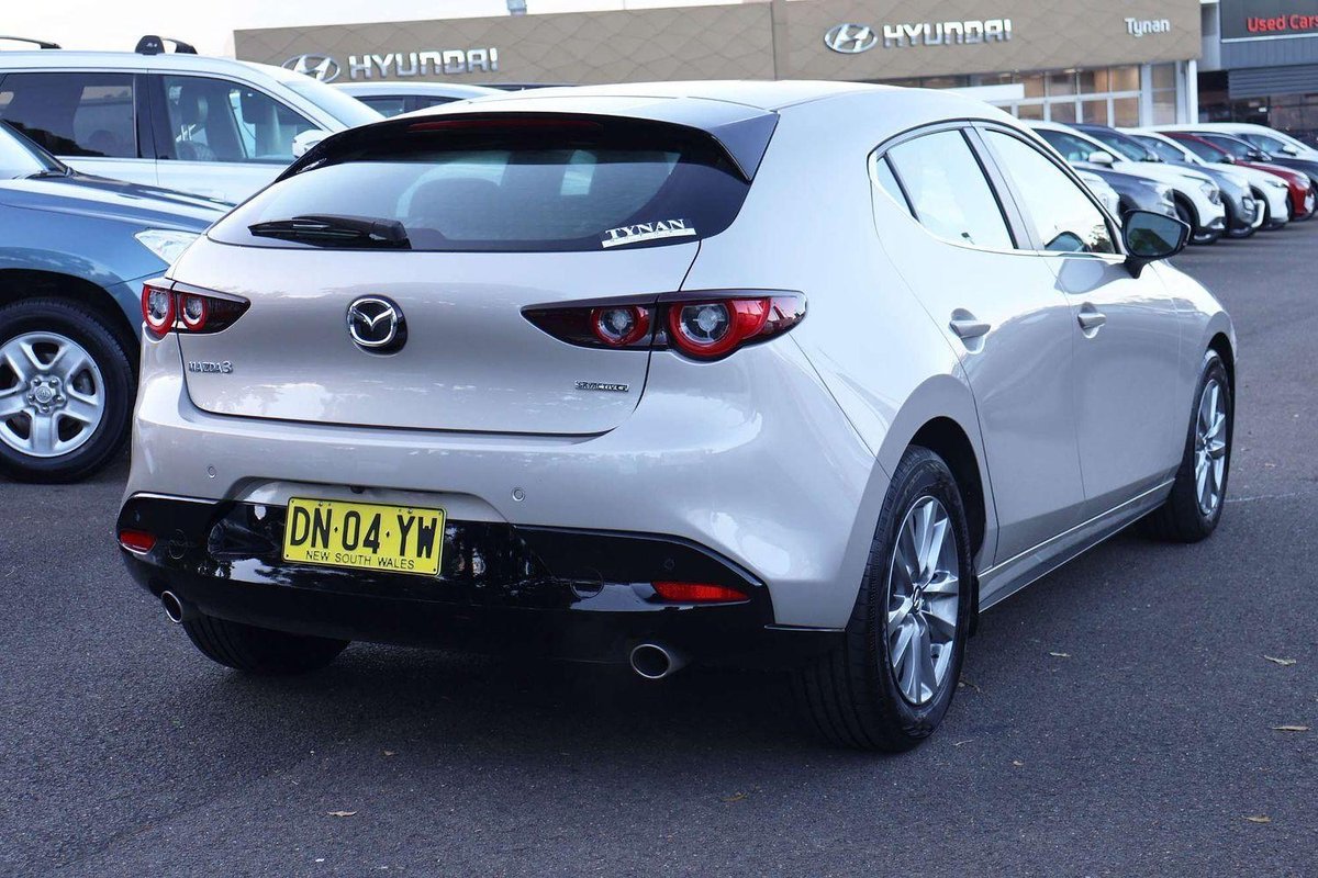 2025 Mazda 3 G20 Pure BP Series image 7