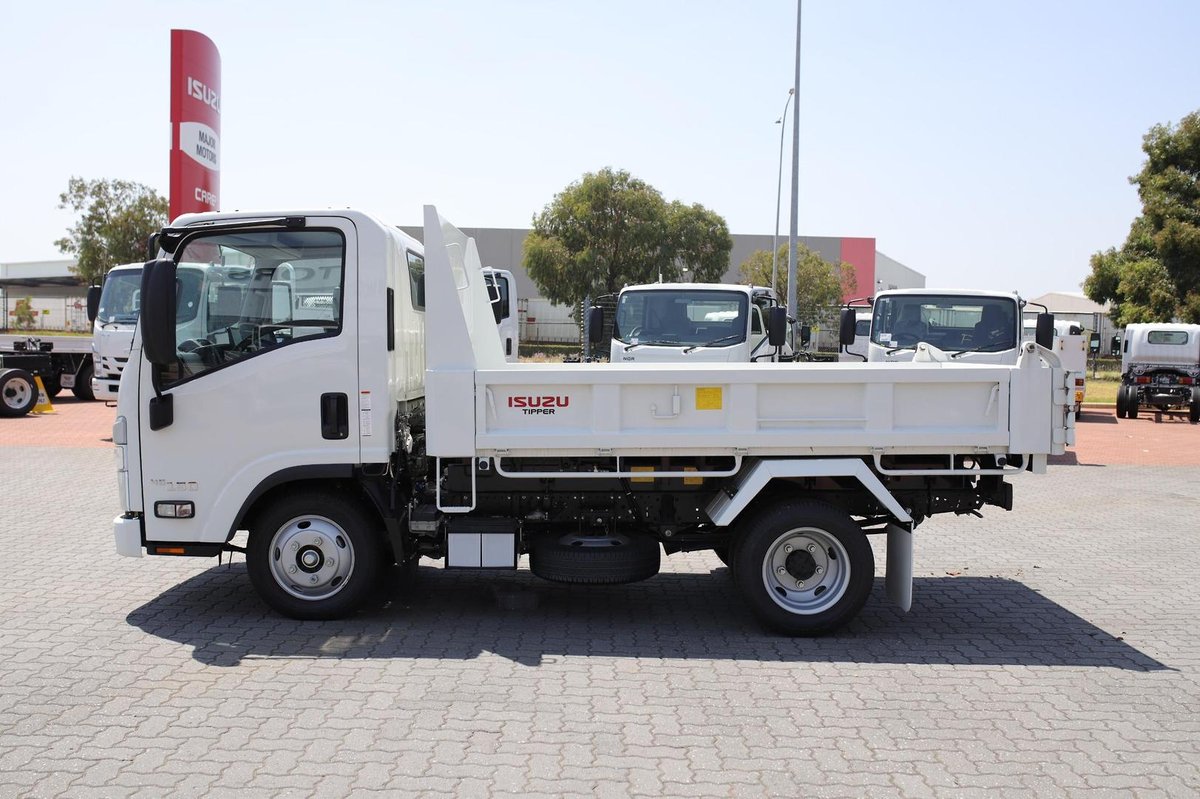 2024 Isuzu Nlr 45-150 Mt Tipper image 11