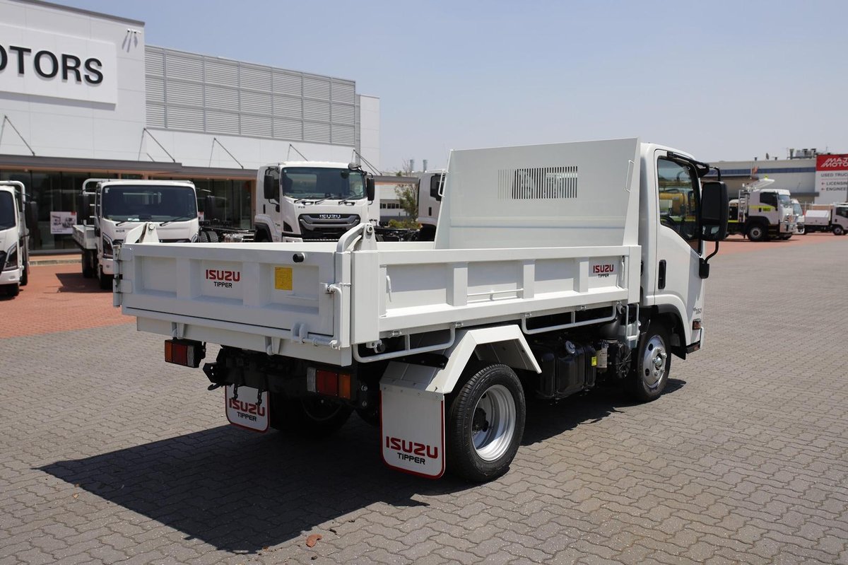 2024 Isuzu Nlr 45-150 Mt Tipper image 8