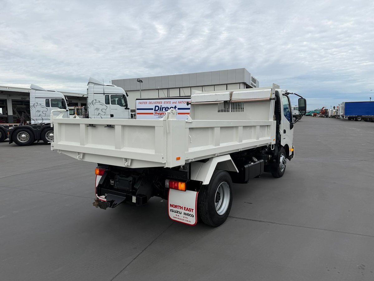 2021 Hino 300 Series 917 Tipper image 9