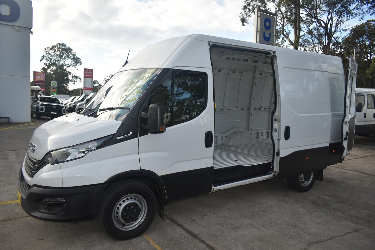 2024 Iveco Daily 35S14V image 10