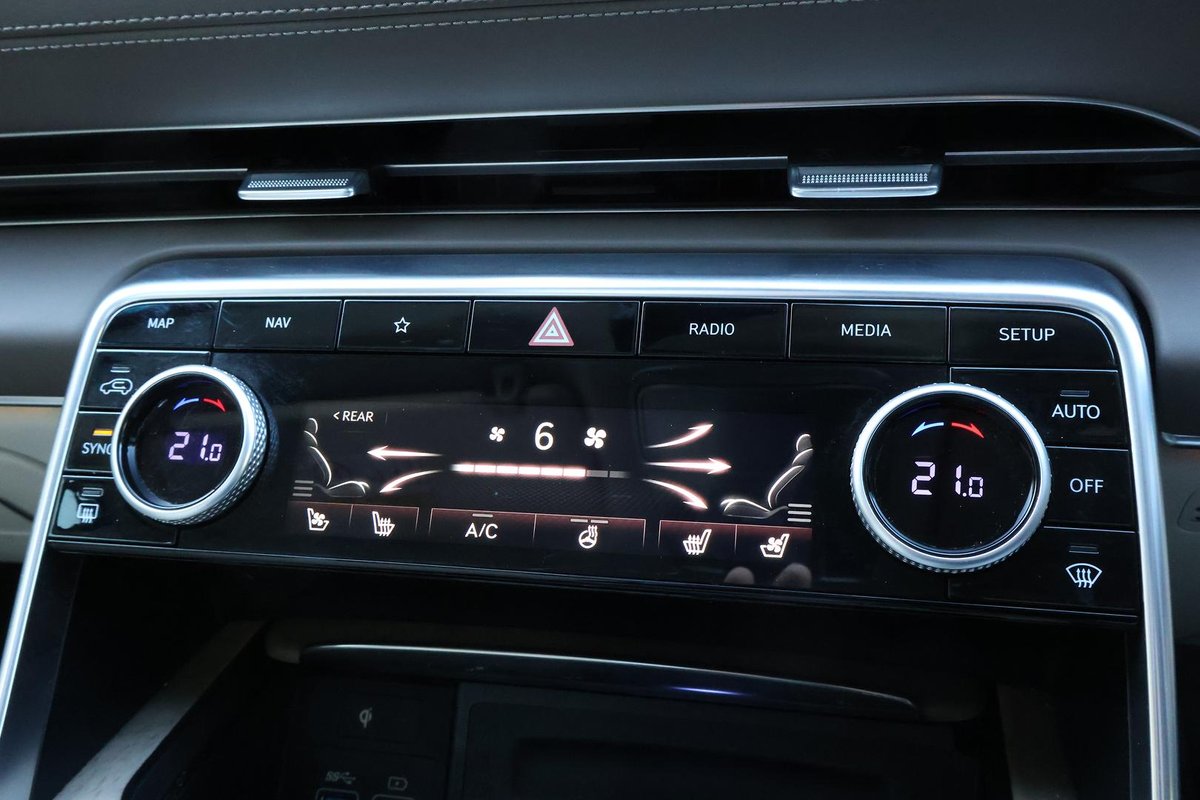 2023 Genesis GV80 3.0D AWD JX.V3 MY23 AWD image 23