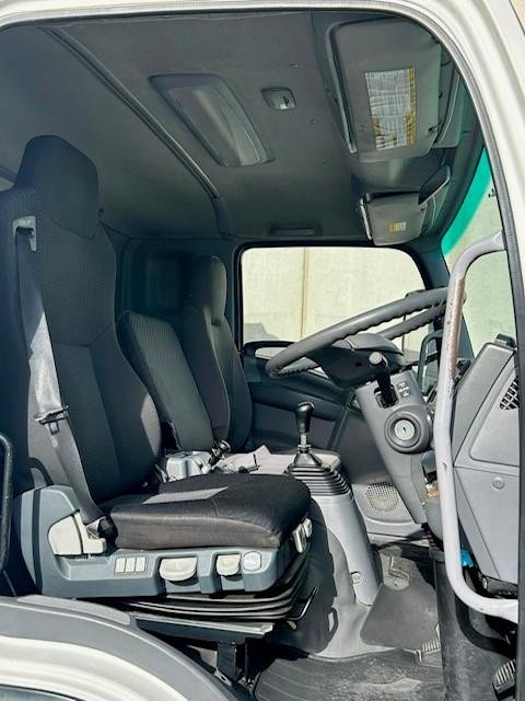 2015 Isuzu F Series FSR 700/850 image 10