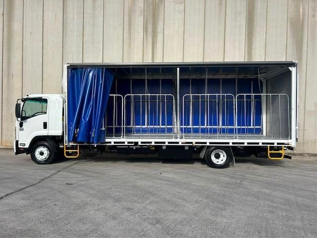 2015 Isuzu F Series FSR 700/850 image 3
