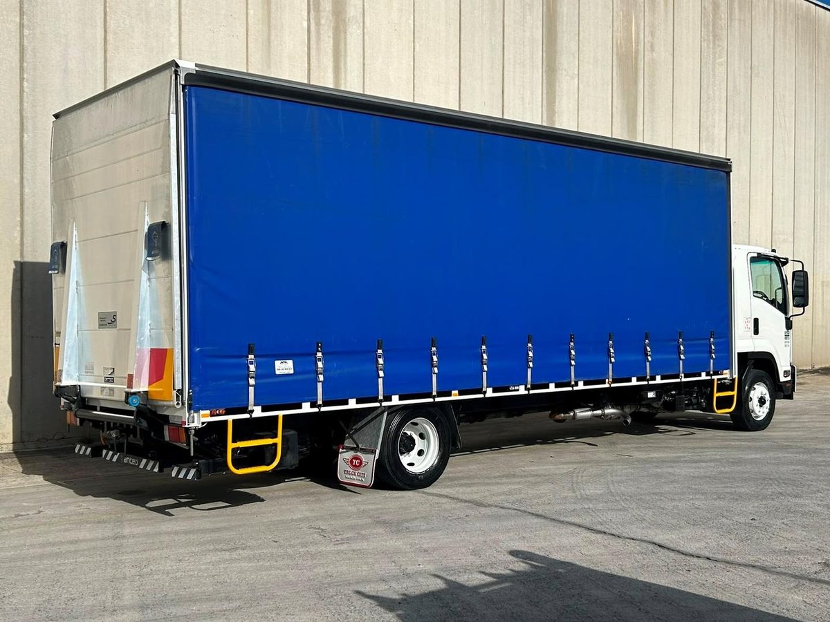 2015 Isuzu F Series FSR 700/850 image 7