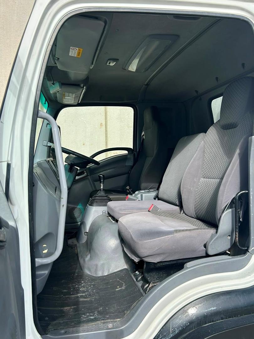 2015 Isuzu F Series FSR 700/850 image 11