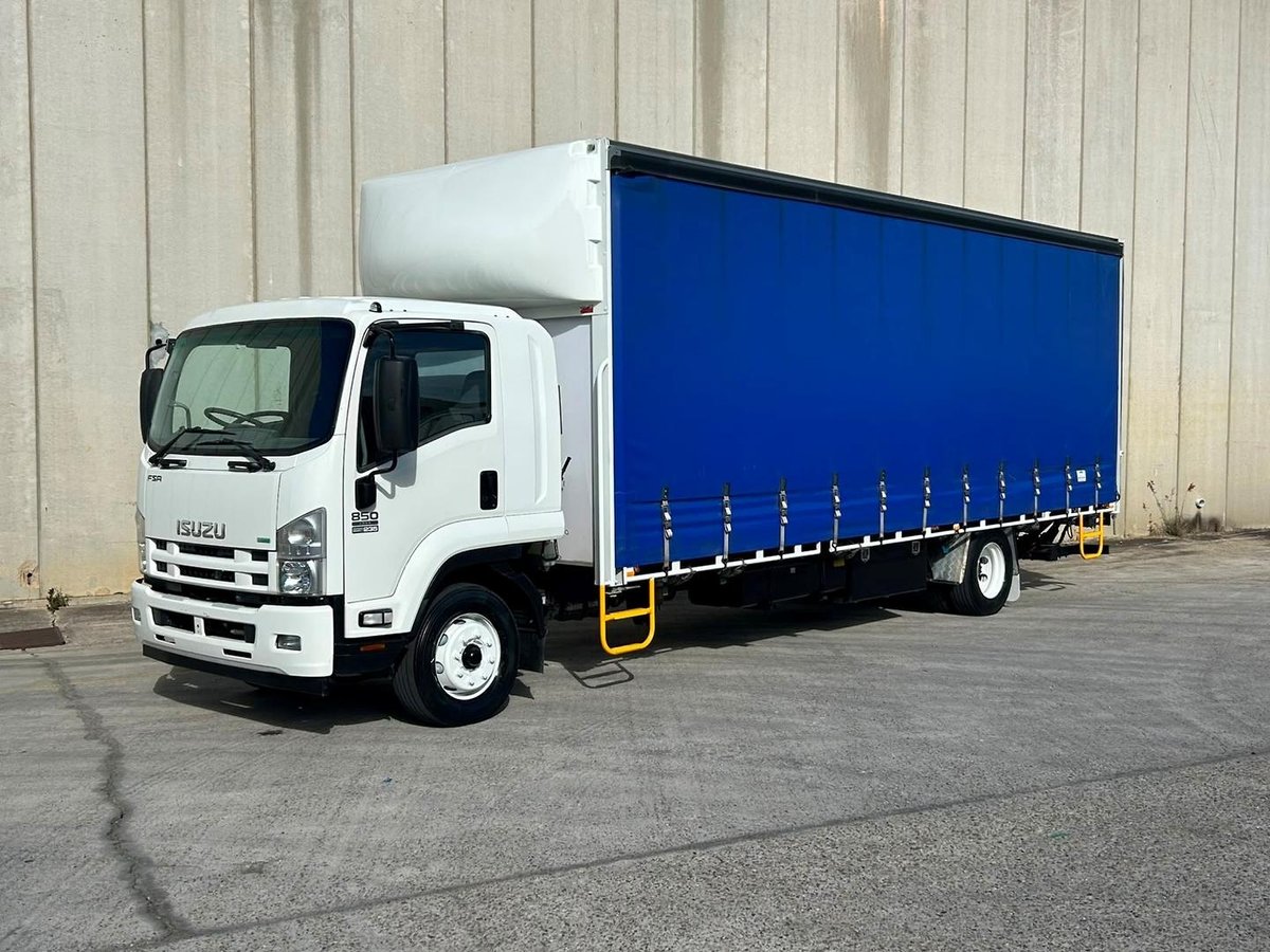 2015 Isuzu F Series