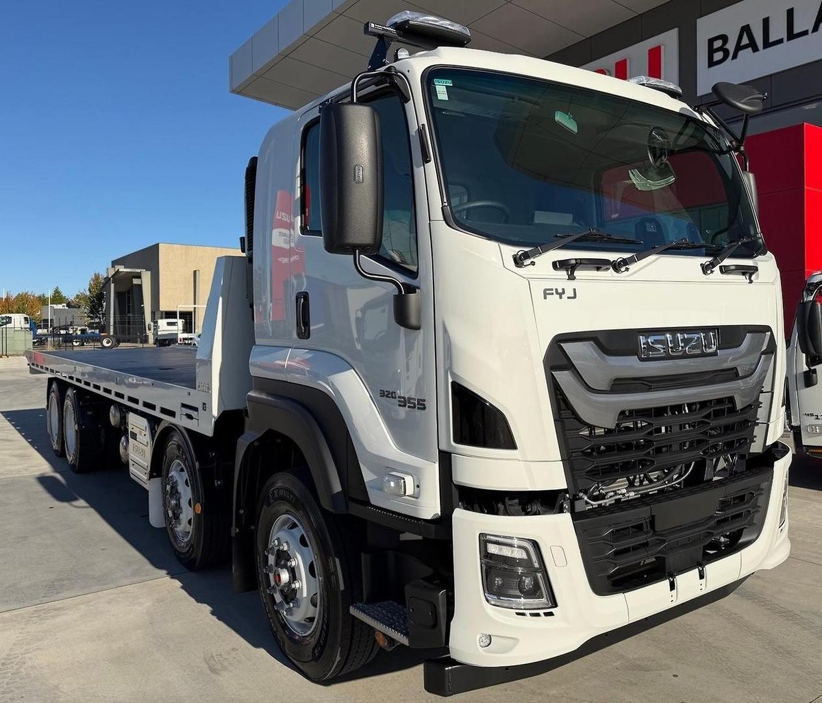 2026 Isuzu F Series FYJ 320-355 AT R67 image 6