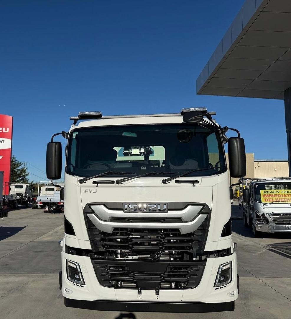 2026 Isuzu F Series FYJ 320-355 AT R67 image 2