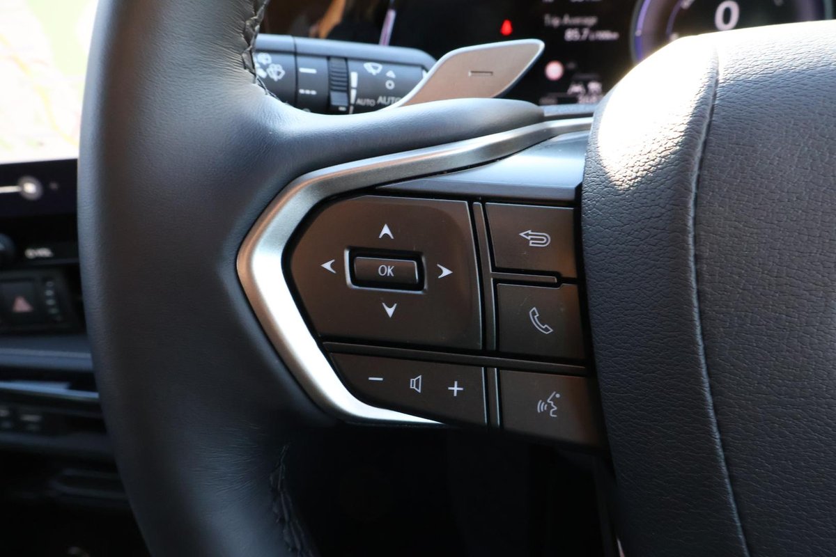 2025 Lexus NX 450h+ Luxury AAZH26R 4X4 On Demand image 11