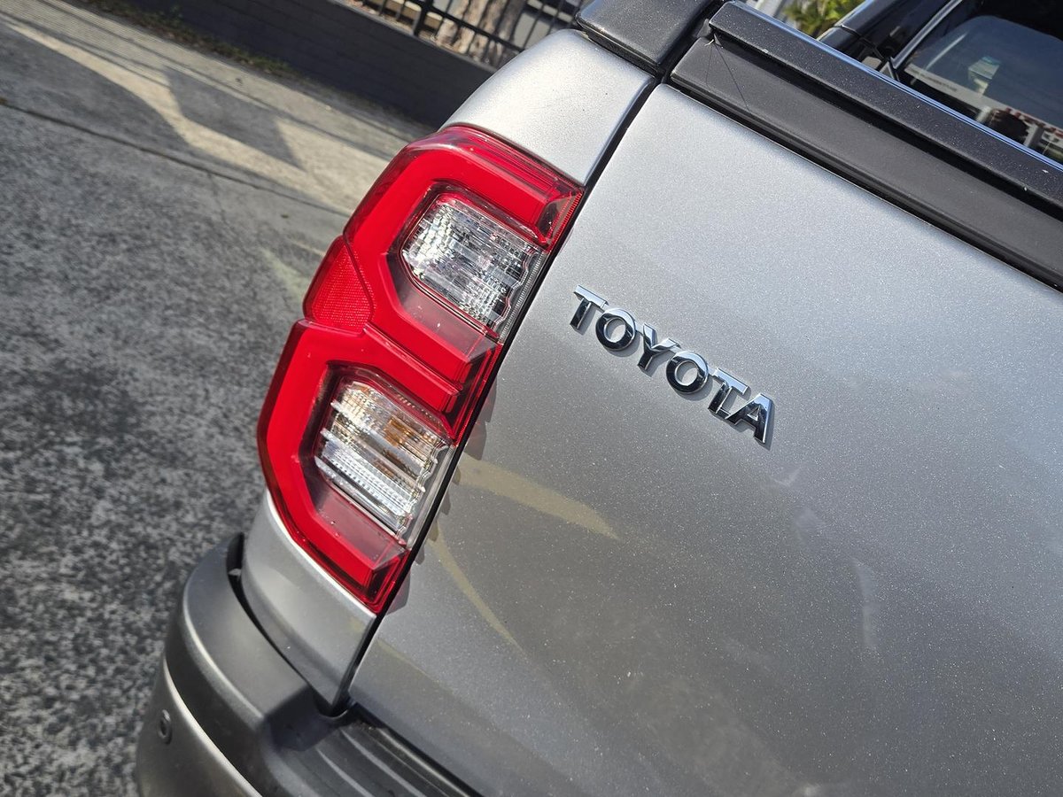 2022 Toyota Hilux Rogue GUN126R 4X4 Dual Range image 35