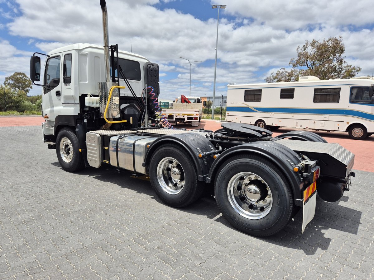 2014 Isuzu Trucks Cxy Giga 455hp A.m.t Prime Mover Amp Hyds image 7