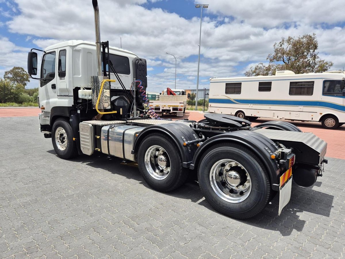 2014 Isuzu Cxy Giga 455Hp A.M.T Prime Mover &Amp; Hyds image 7