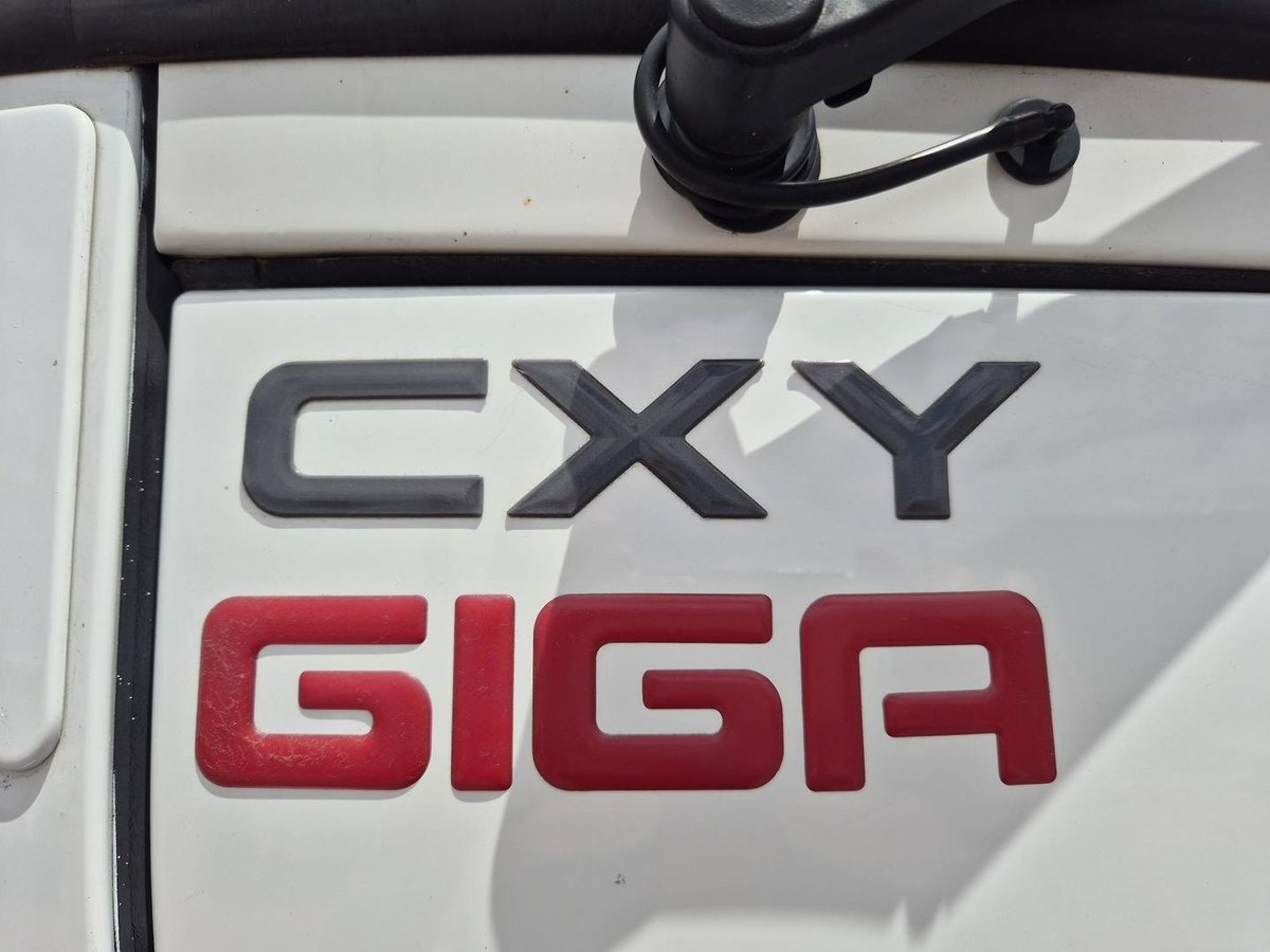 2014 Isuzu Cxy Giga 455Hp A.M.T Prime Mover &Amp; Hyds image 10