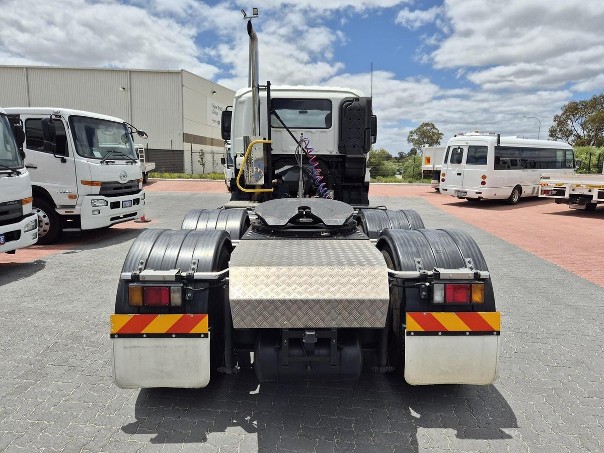 2014 Isuzu Cxy Giga 455Hp A.M.T Prime Mover &Amp; Hyds image 5